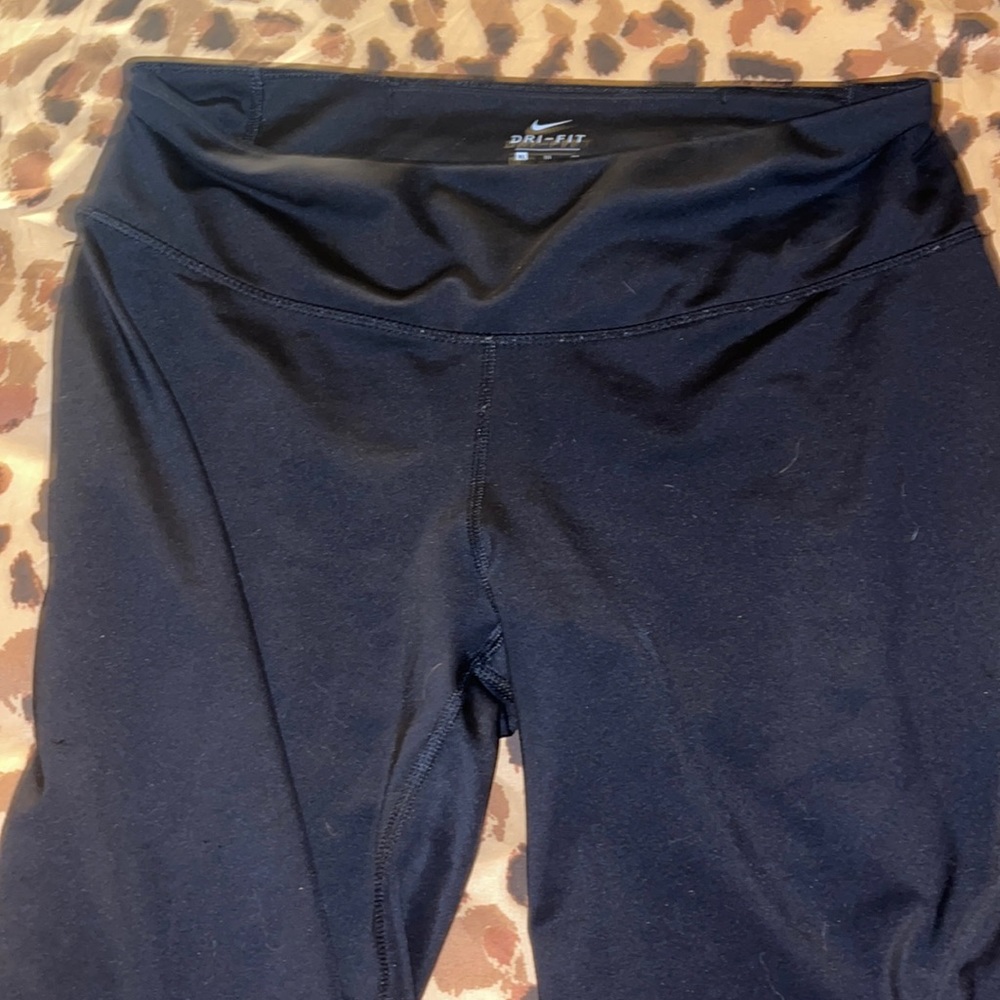 nike dry fit woman flared leggings